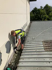 Birmingham  Industrial Roofinig gutter cleaning